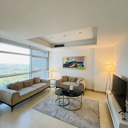 One Constitution Avenue - Apartments By Superhost Stays Iszlámábád Kültér fotó